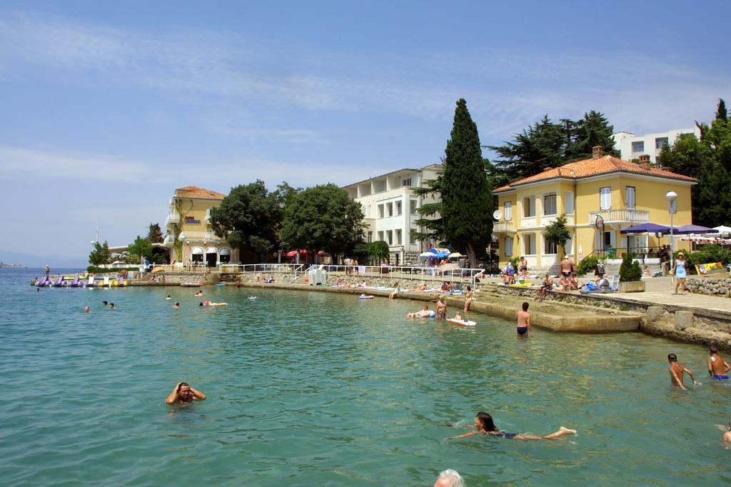 Hotel Depadansa Marina & Primorka Omišalj Exterior foto