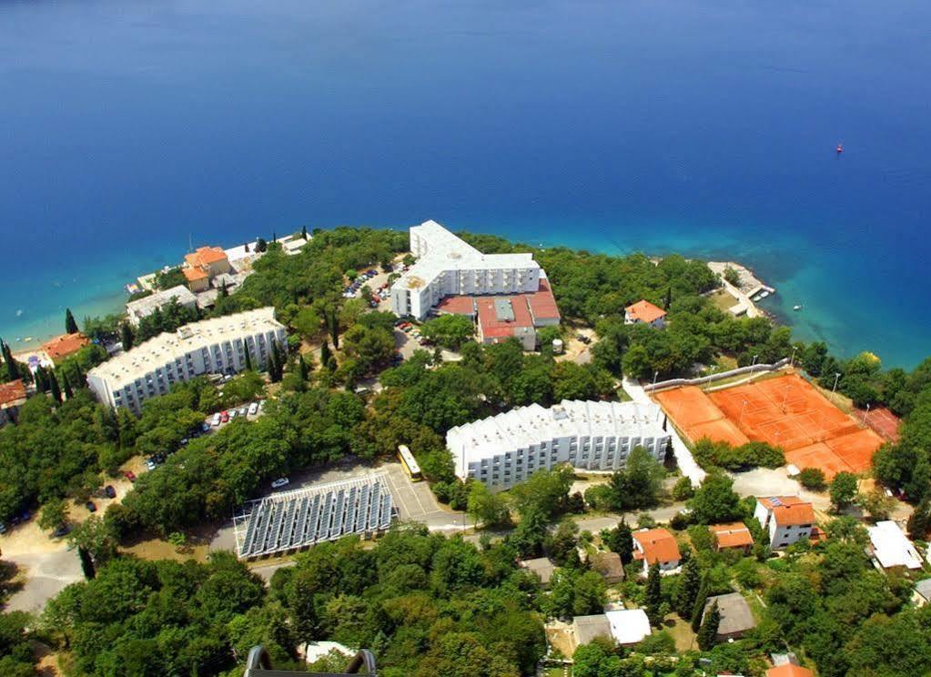 Hotel Depadansa Marina & Primorka Omišalj Exterior foto